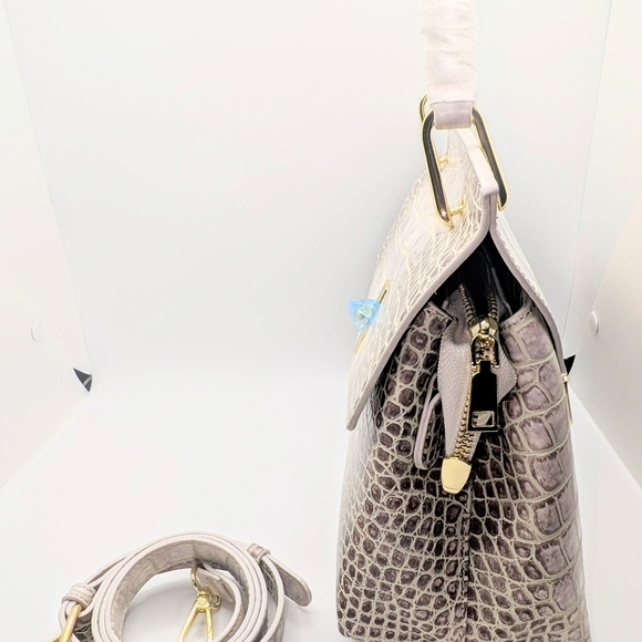 NWT🤍 Verano Hill Versailles Beige And Cream Crocodile Embossed Textured Handbag - Picture 3 of 6